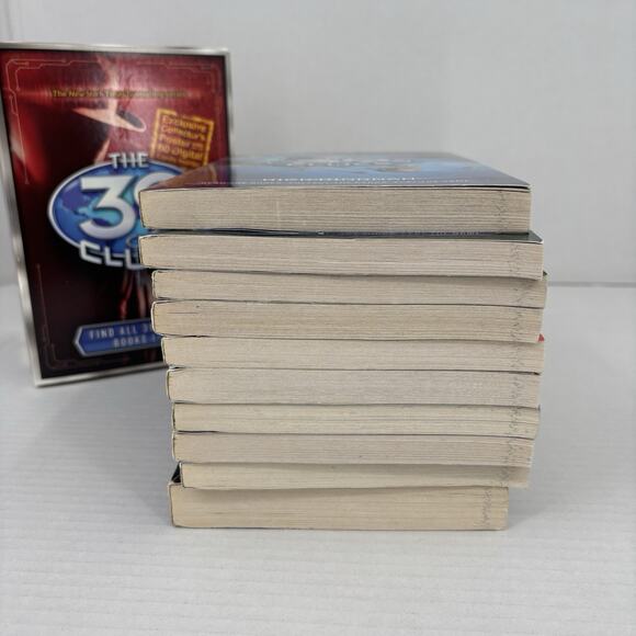 The 39 Clues Boxed Paperback Set 10 Volumes Scholastic No Poster No Cards - Picture 8 of 10